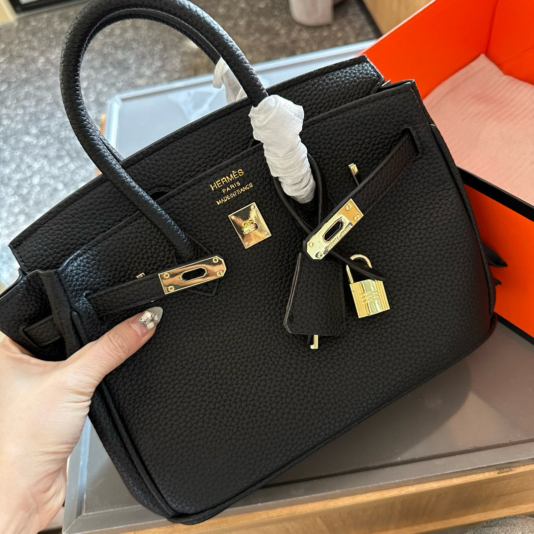 3846 Hermes$70 gallery