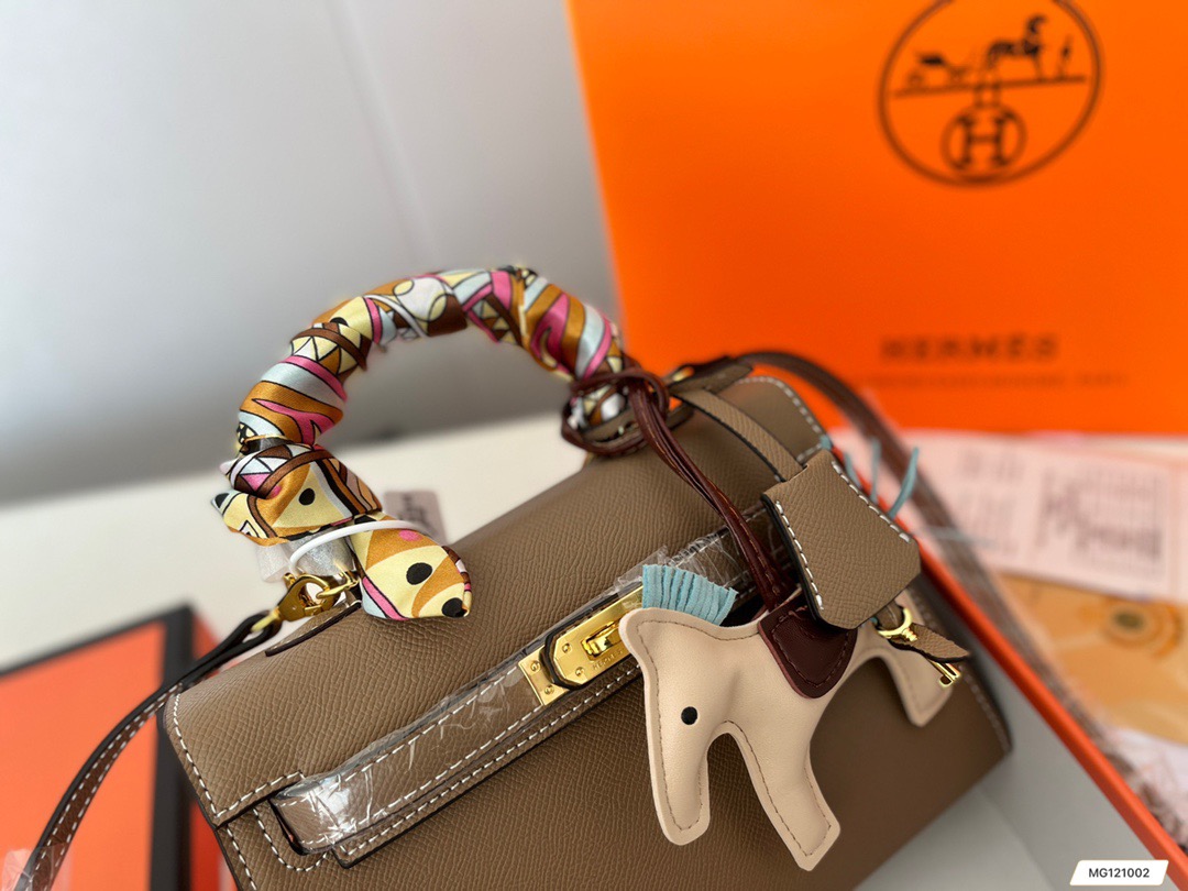 3847 Hermes$72 gallery