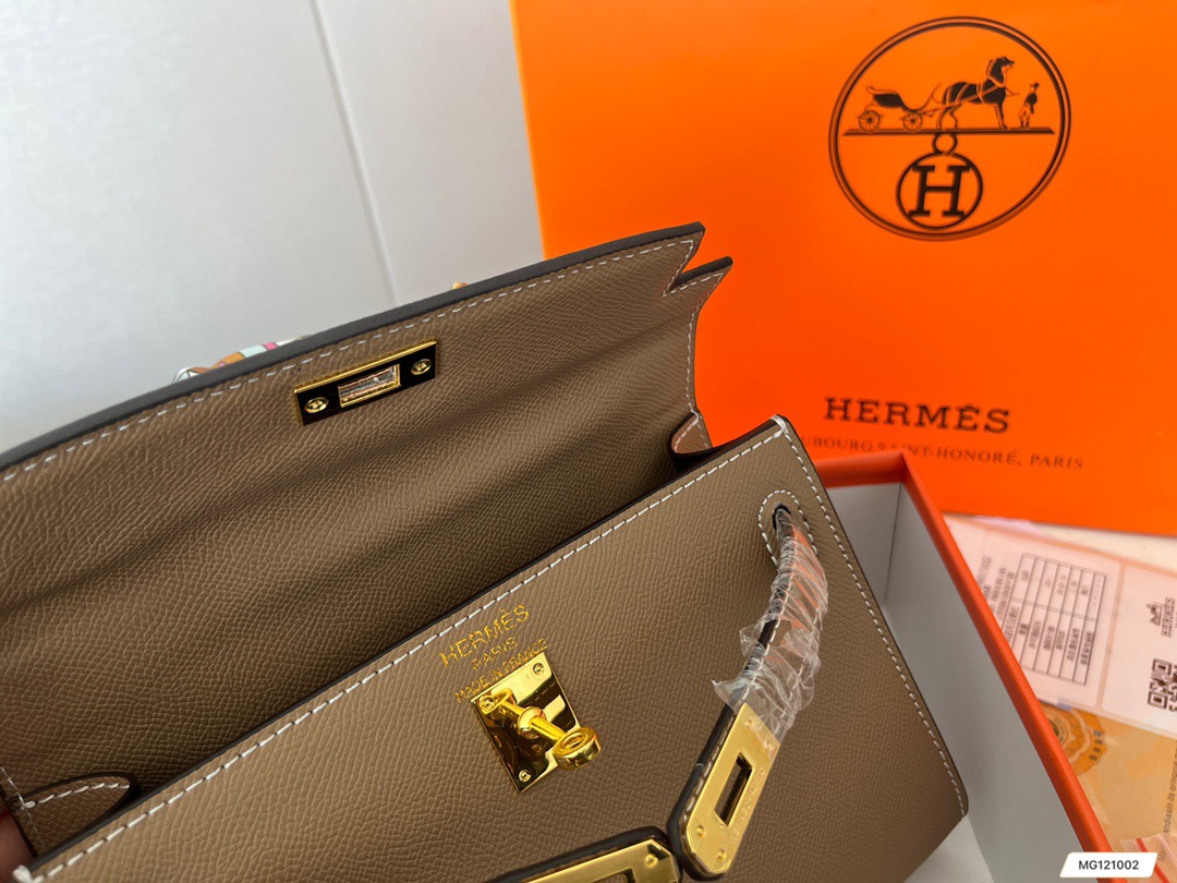 3847 Hermes$72 gallery