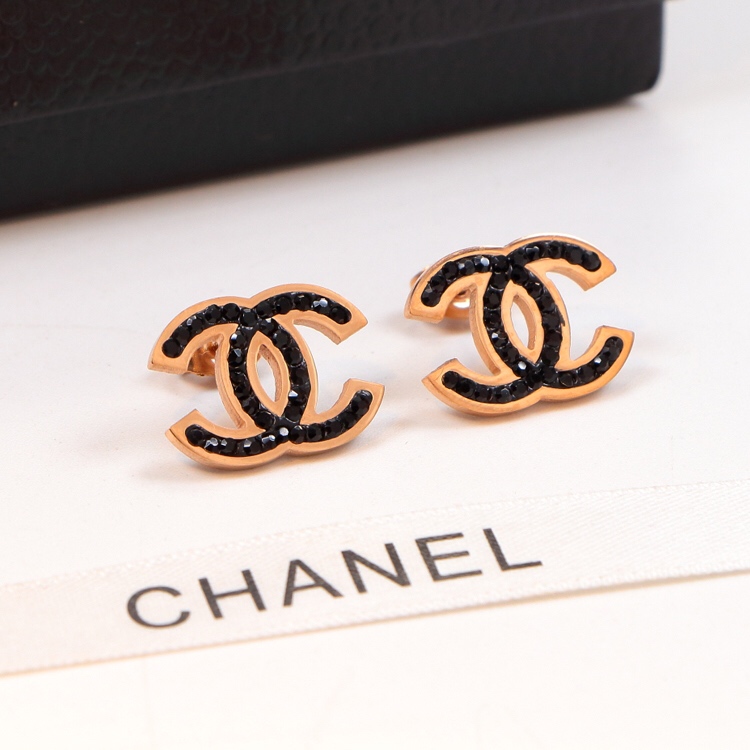 3853 $15 [Chanel] Black diamond earrings gallery