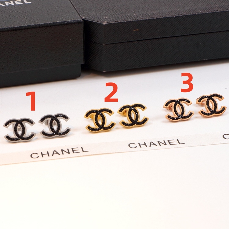 3853 $15 [Chanel] Black diamond earrings gallery