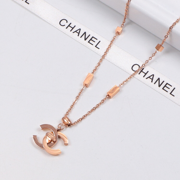 3861 $23 Chanel necklace gallery