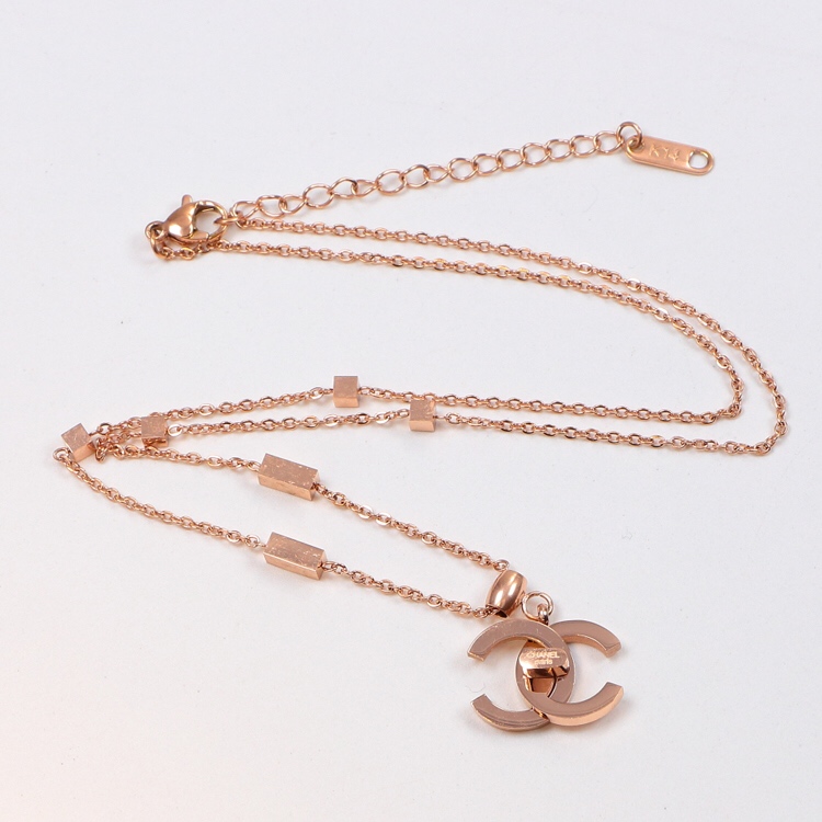 3861 $23 Chanel necklace gallery