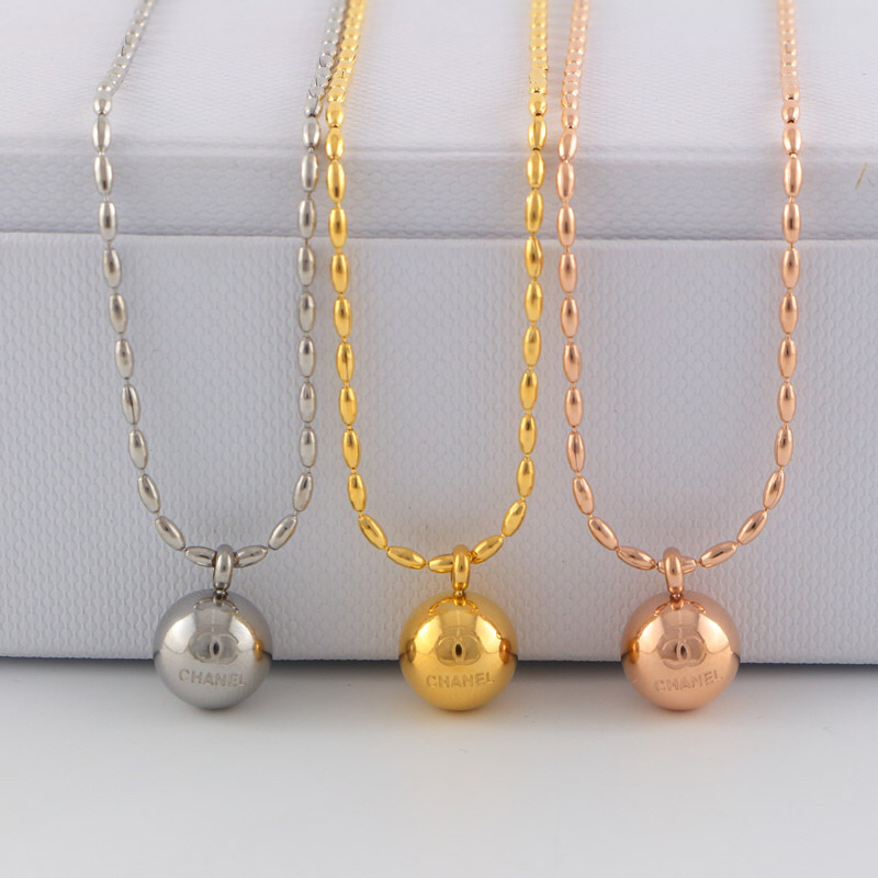 3862 $23 Chanel necklace gallery