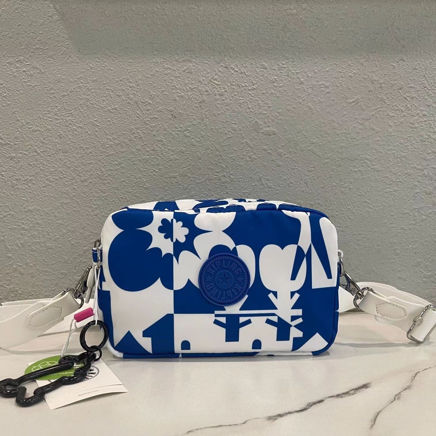 3869 Kipling$30 gallery