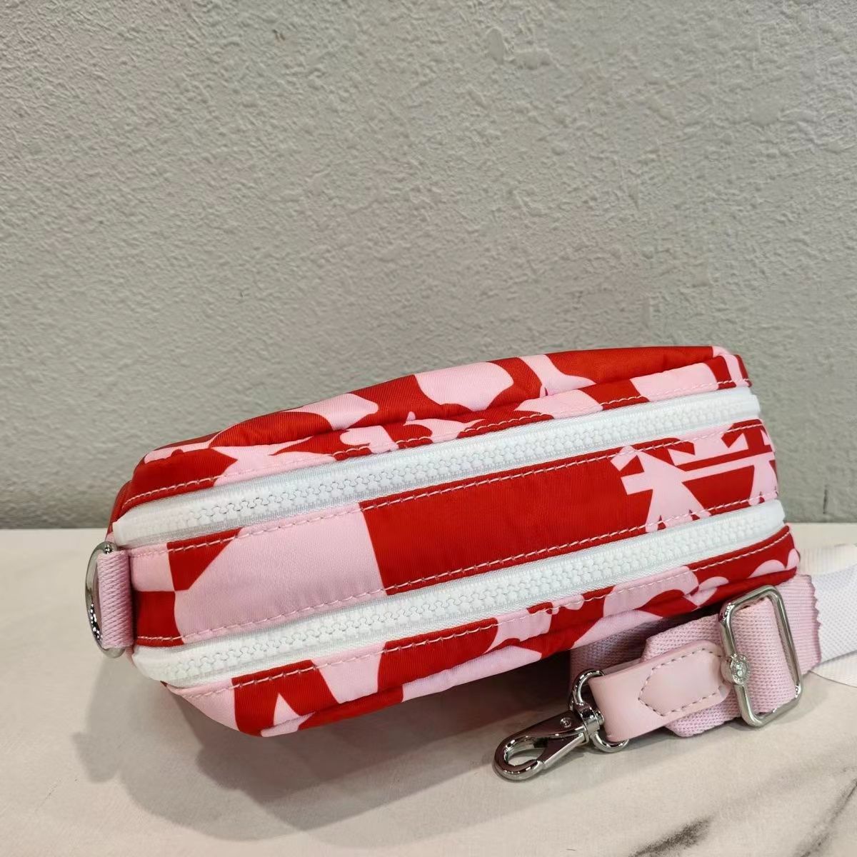 3869 Kipling$30 gallery