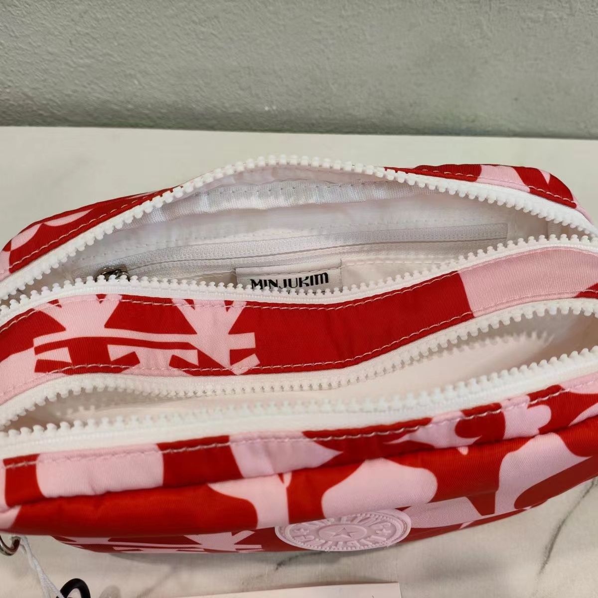 3869 Kipling$30 gallery