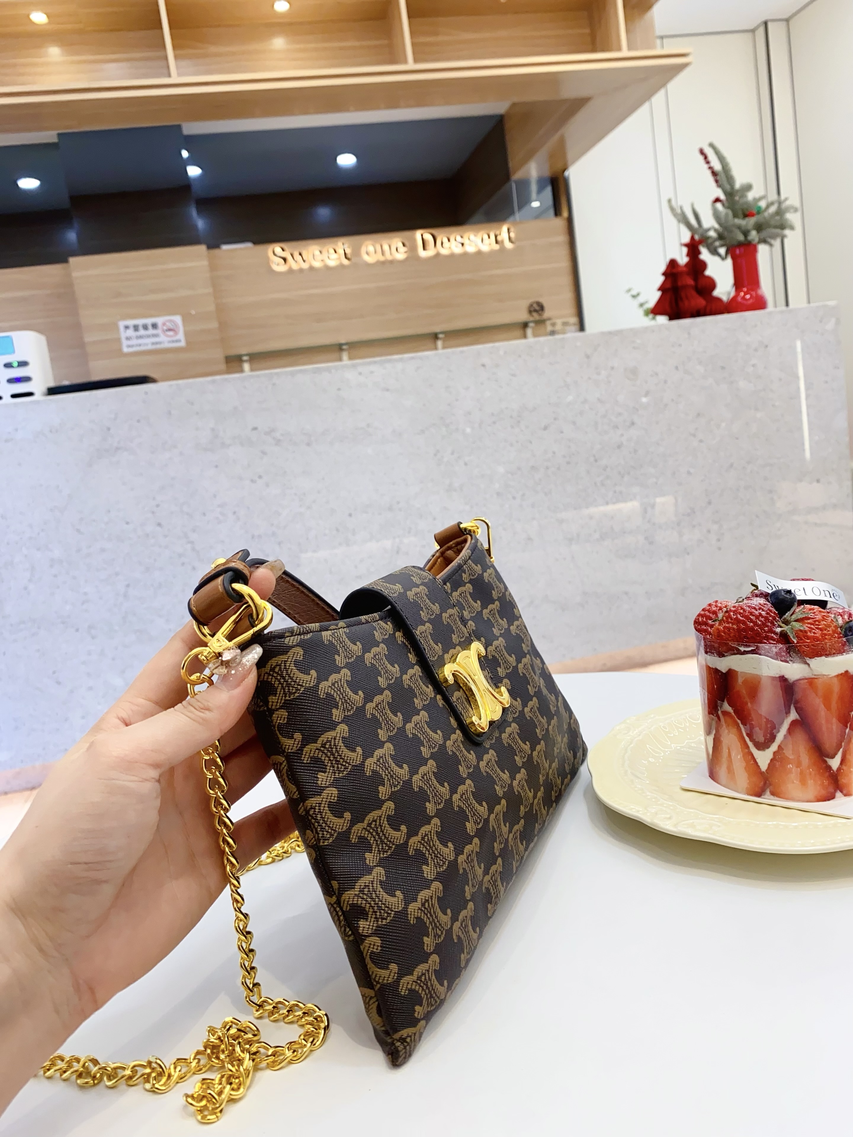 3910 Celine$35 gallery