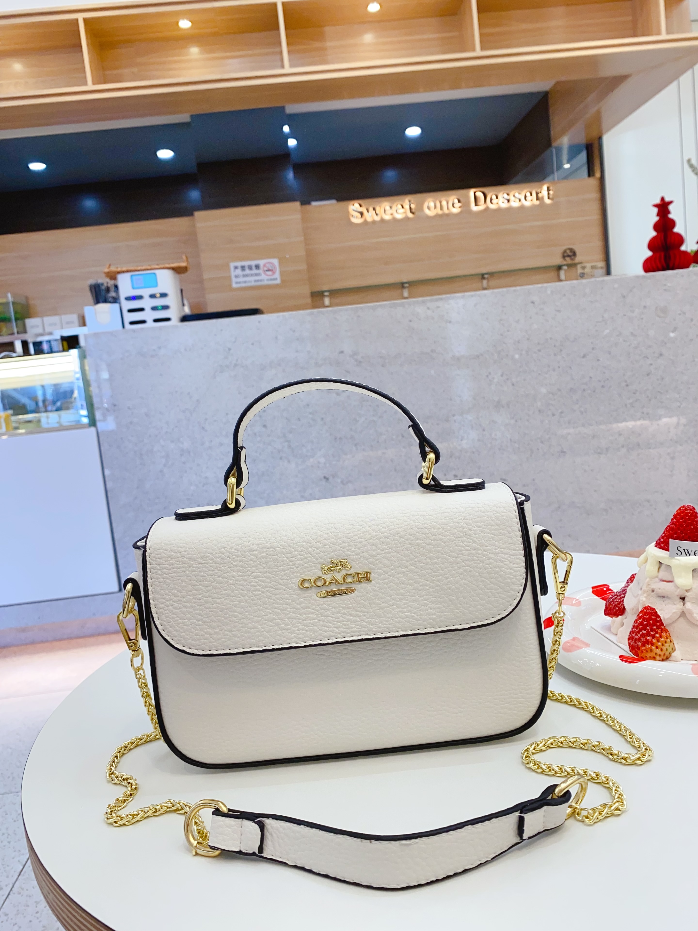 3911  Coach$36 gallery