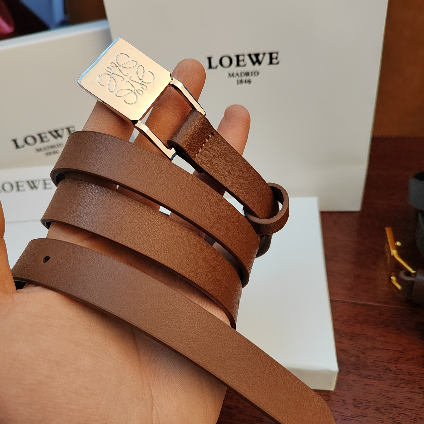 3921 LOEWE$21 gallery