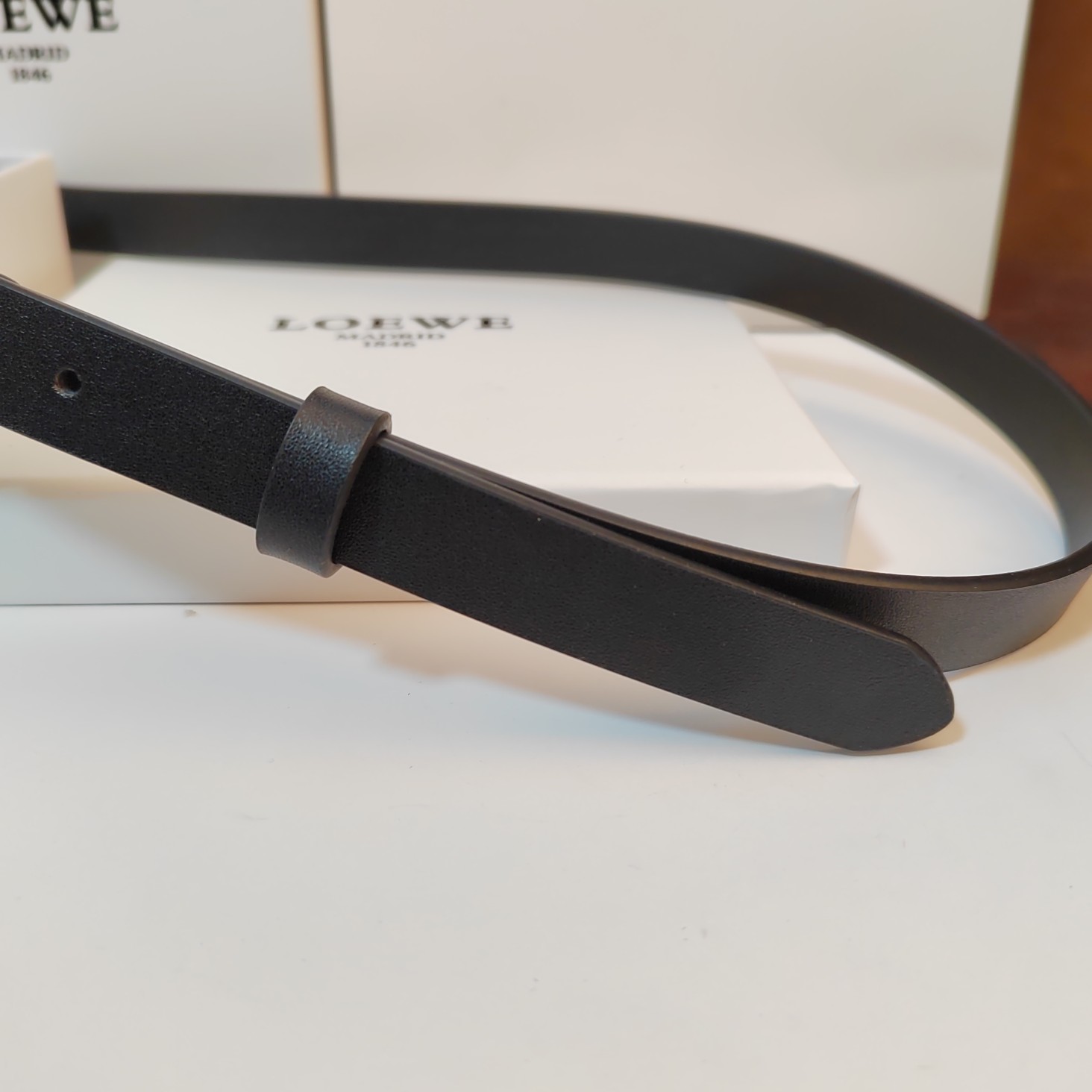 3921 LOEWE$21 gallery