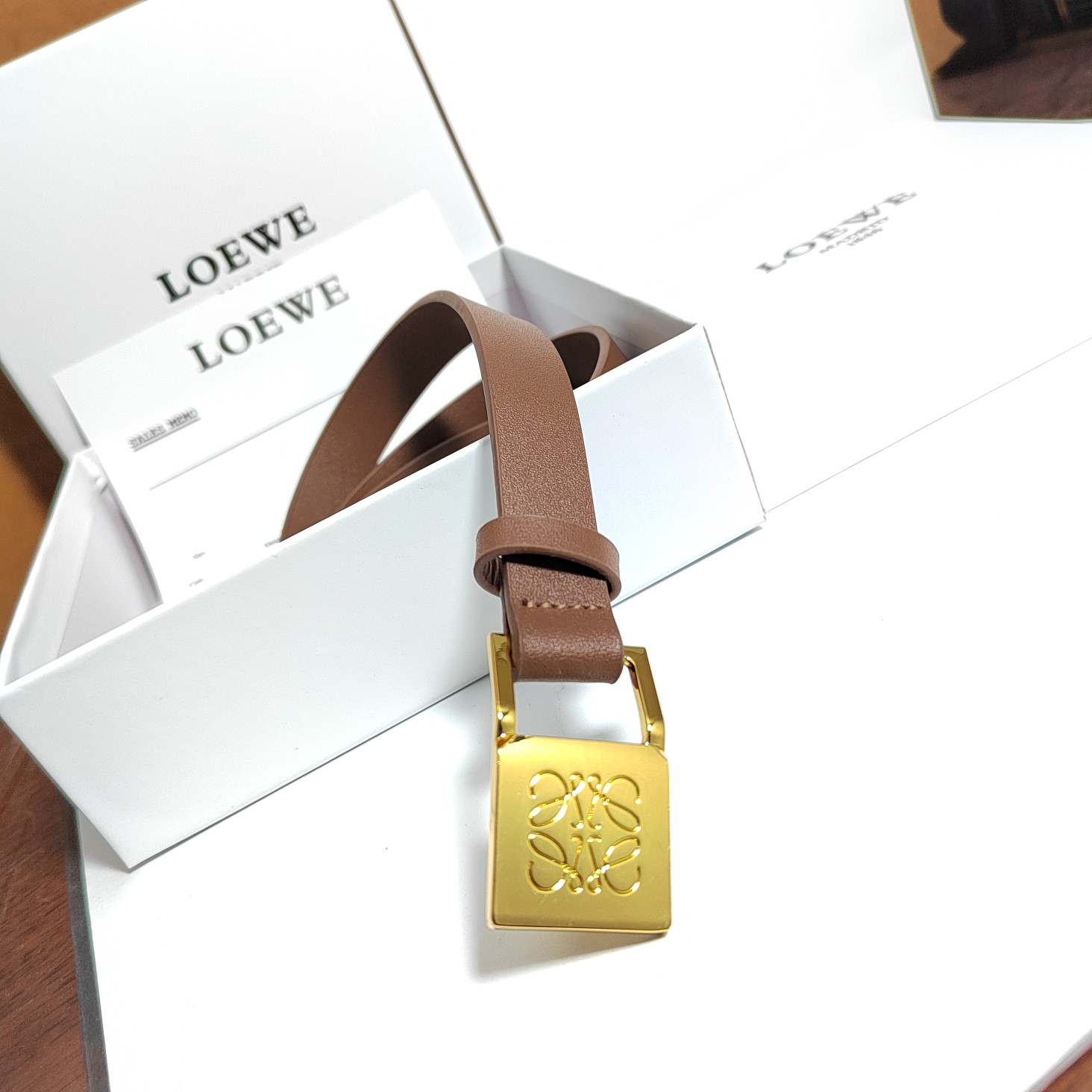 3921 LOEWE$21 gallery