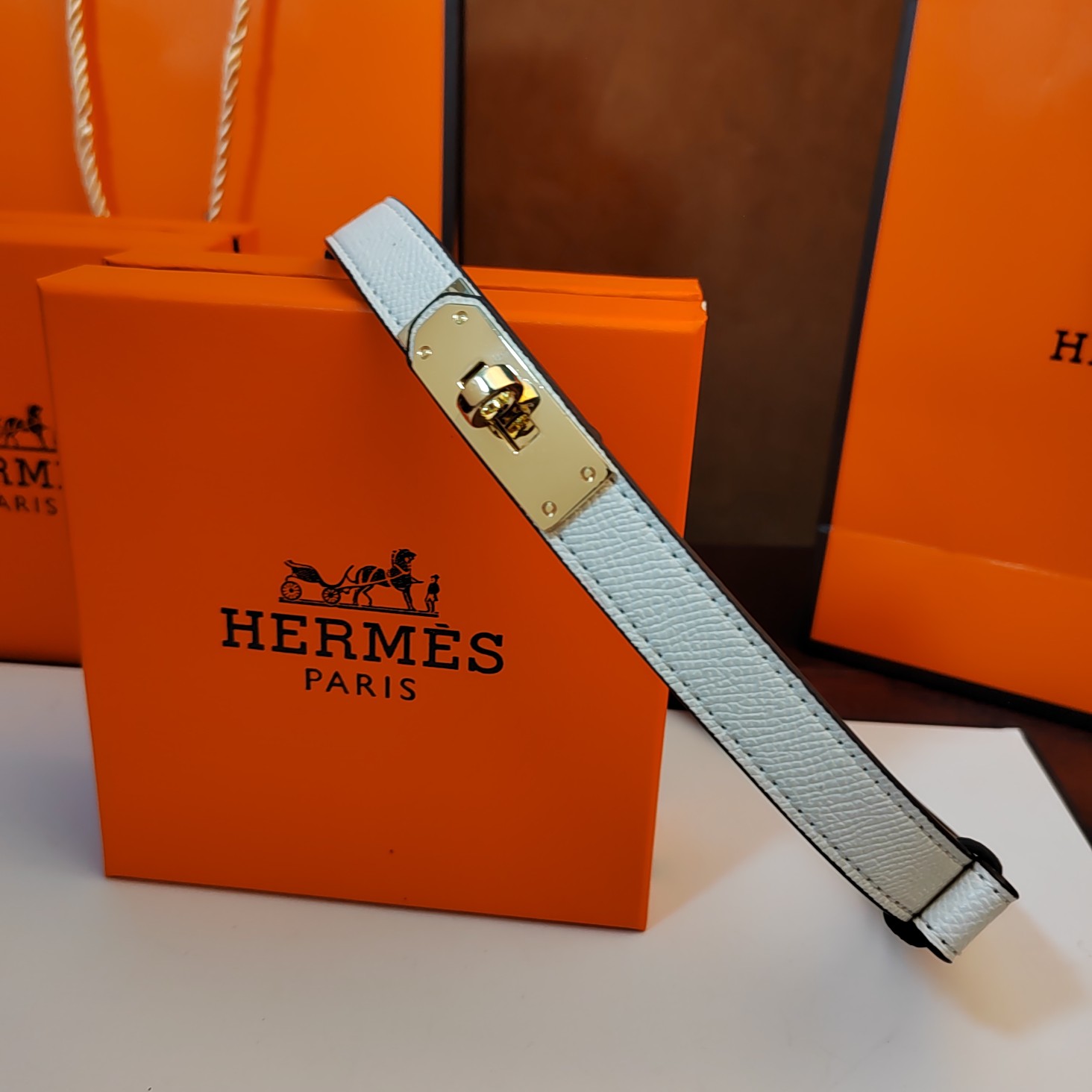 3922 HERMES$21 gallery