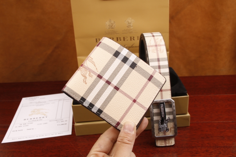 3925 Burberry$30 gallery