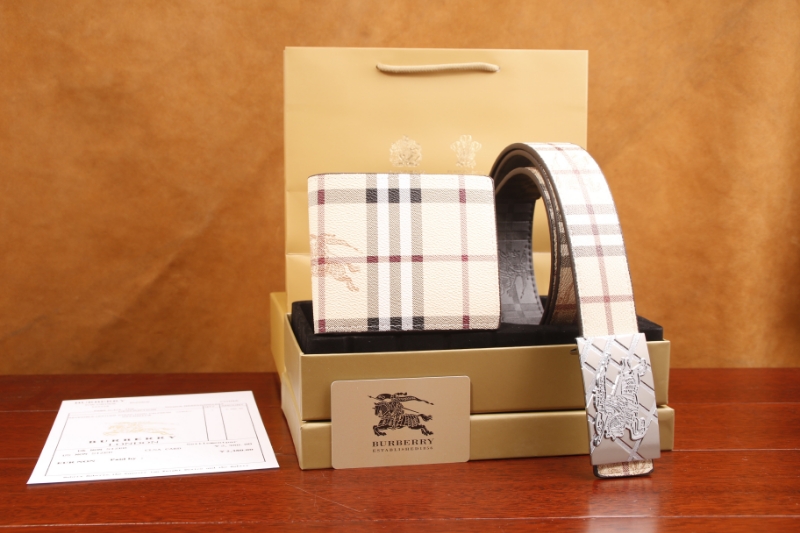 3925 Burberry$30 gallery