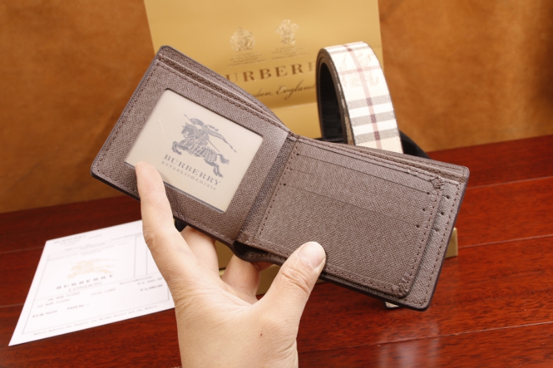 3925 Burberry$30 gallery