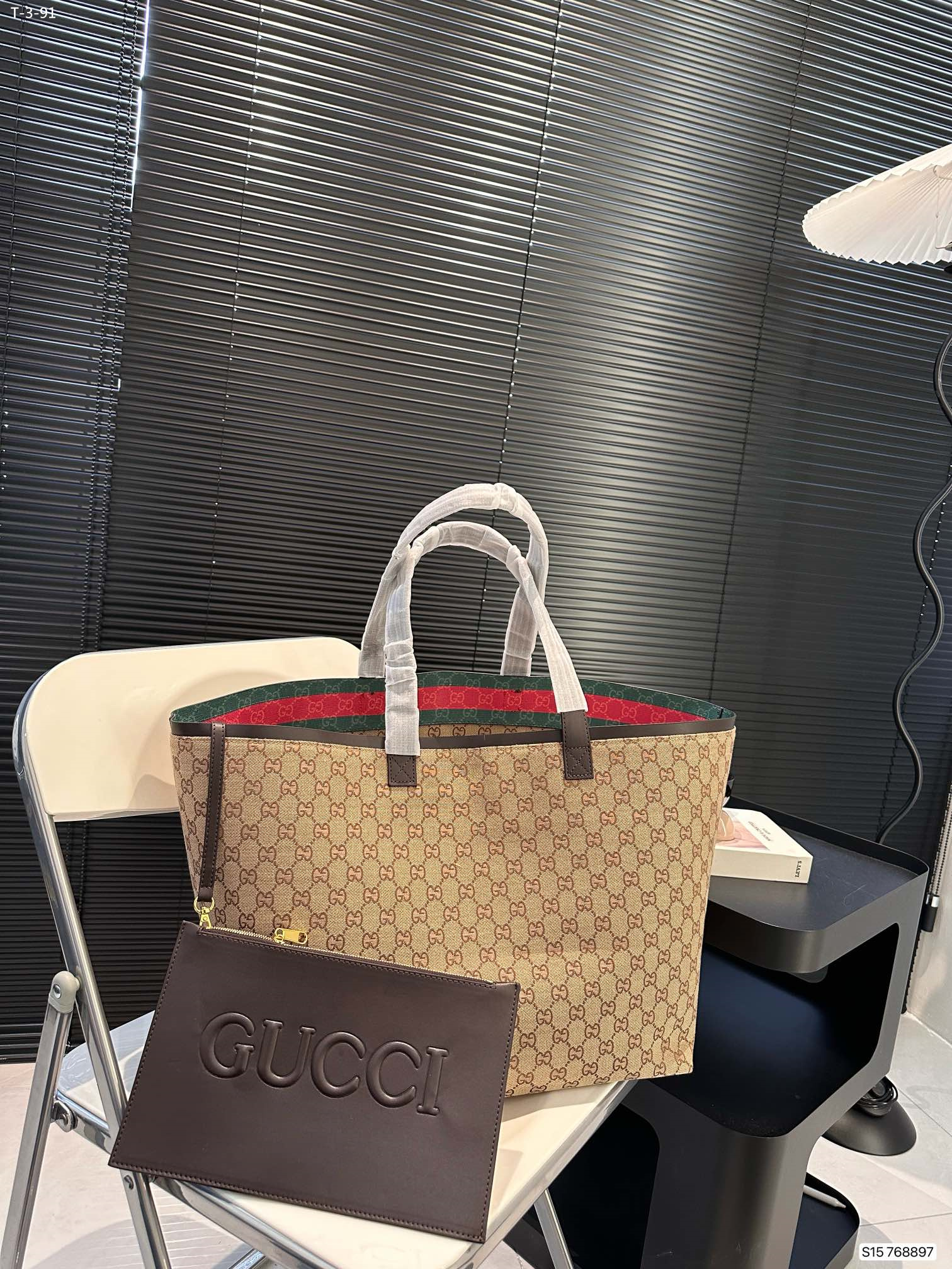 3952 Gucci$65 gallery