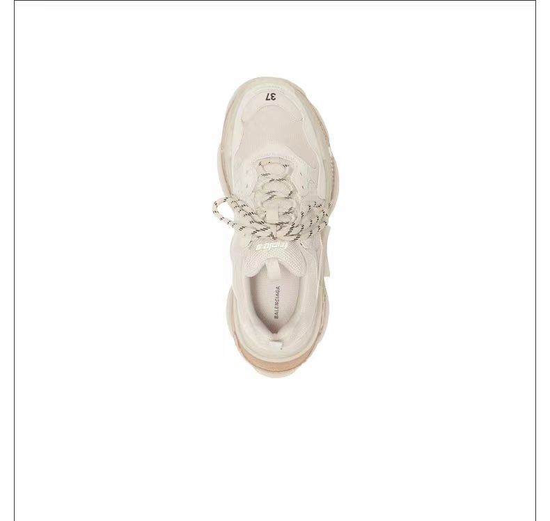 3992 BALENCIAGA$85 gallery
