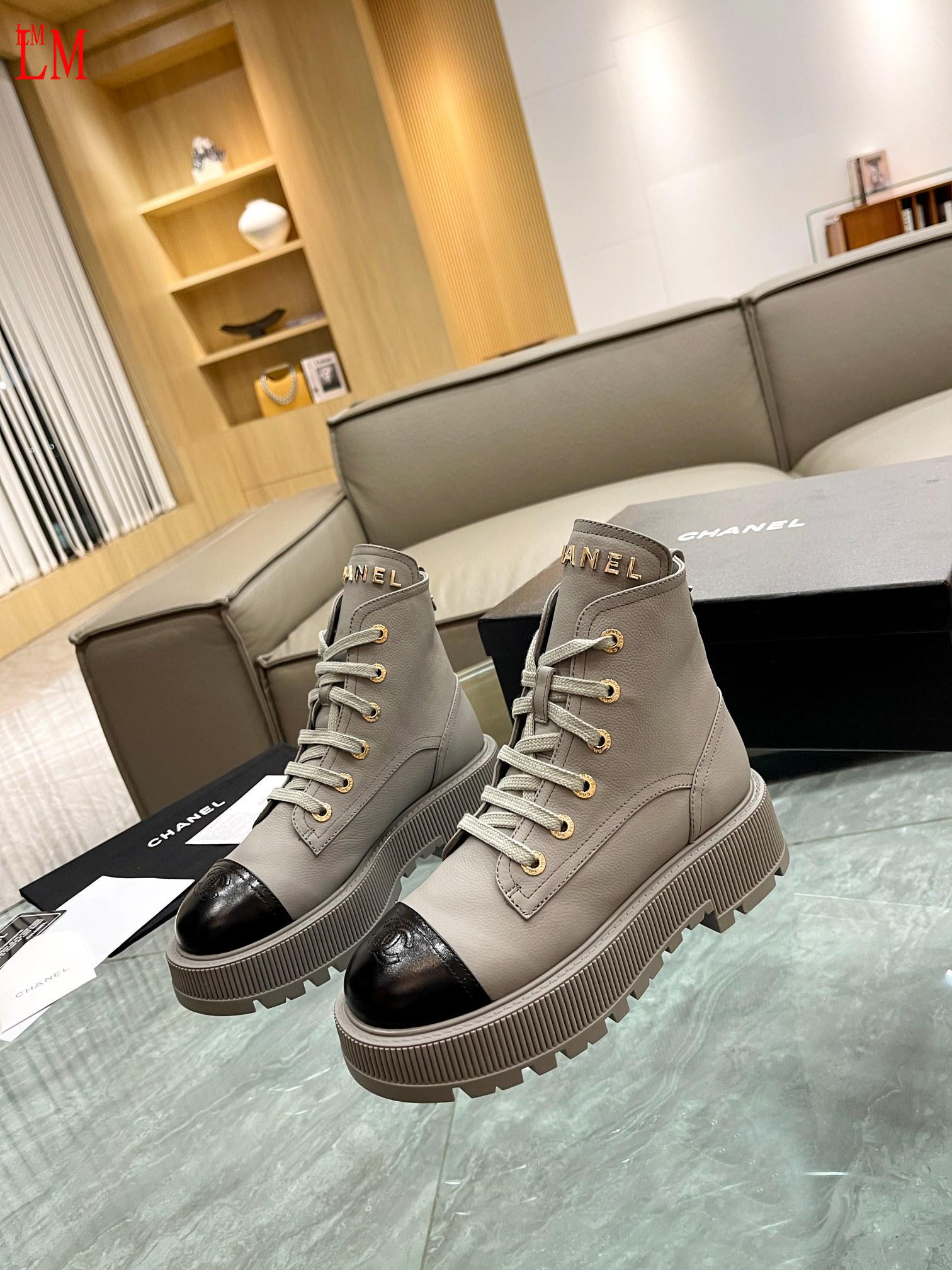 3998 Chanel$78 gallery
