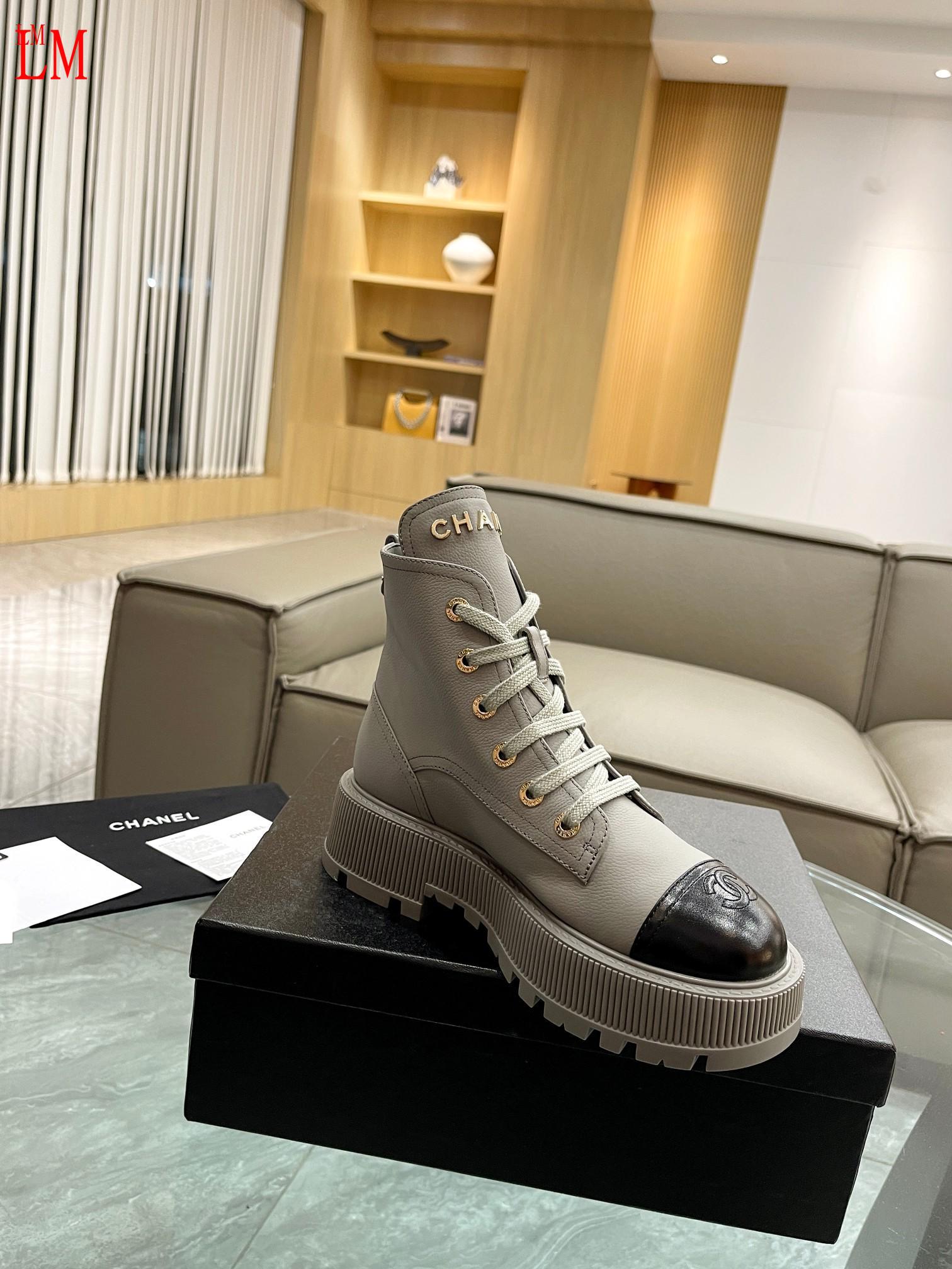 3998 Chanel$78 gallery
