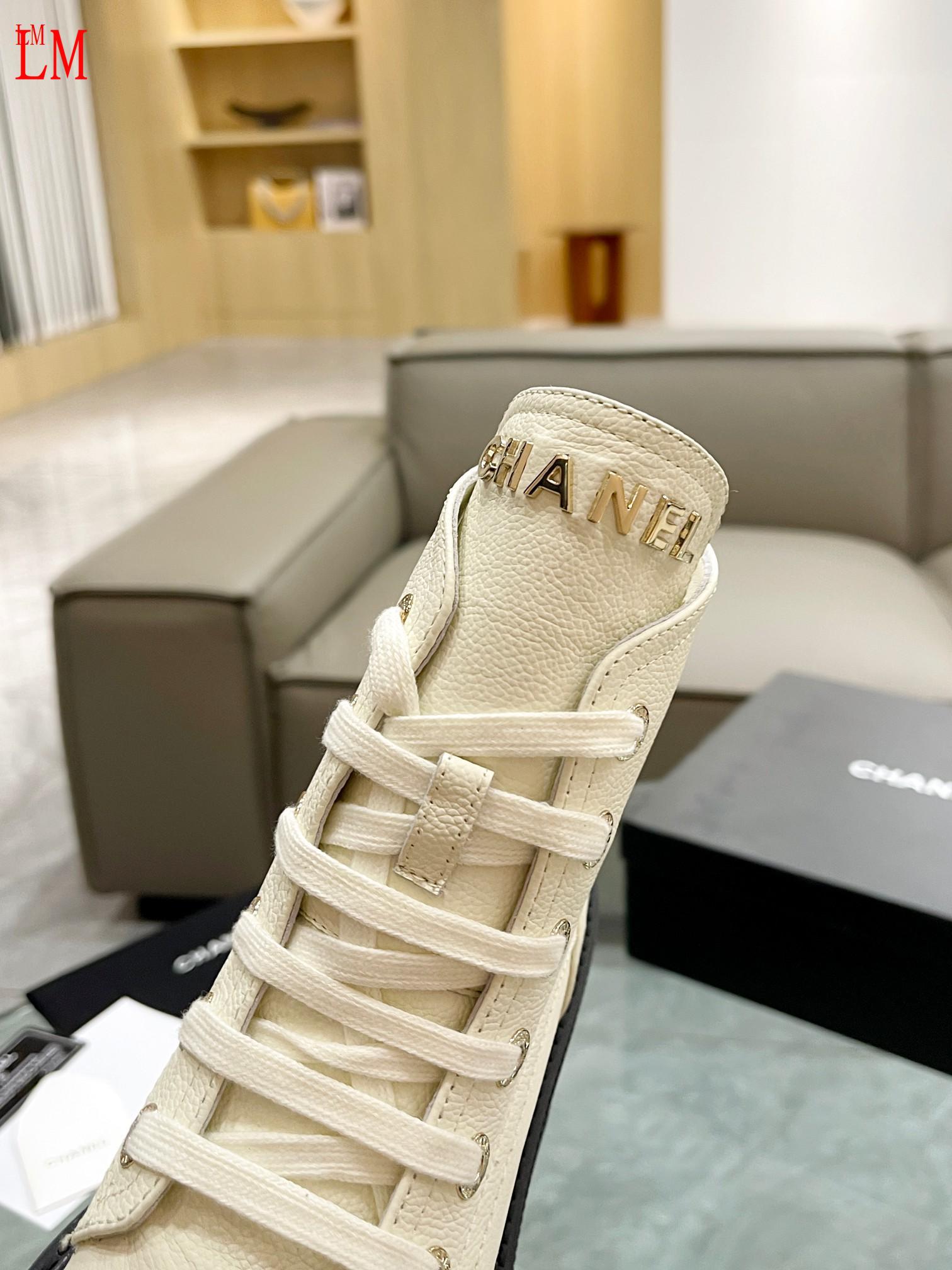 3998 Chanel$78 gallery