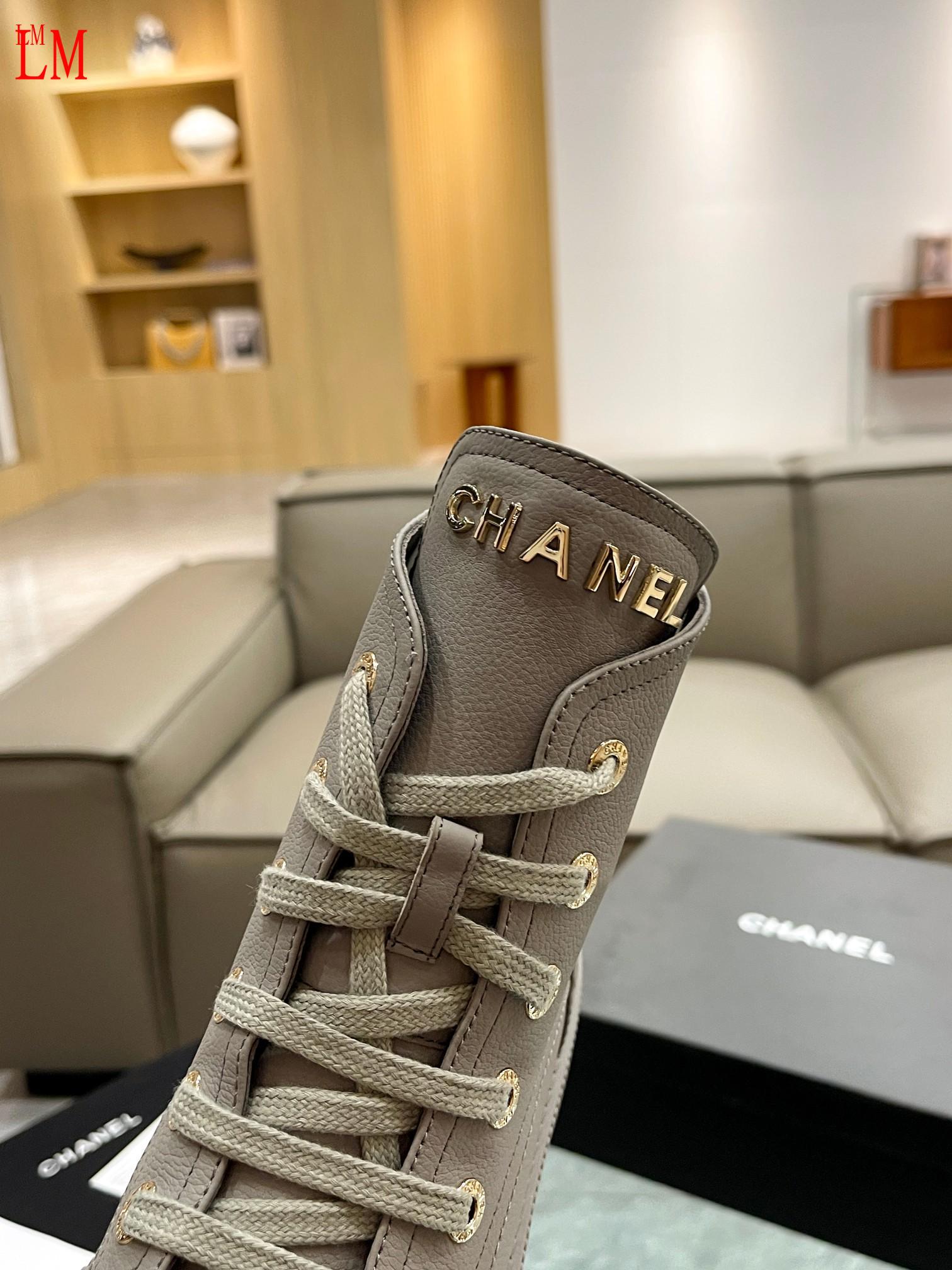 3998 Chanel$78 gallery