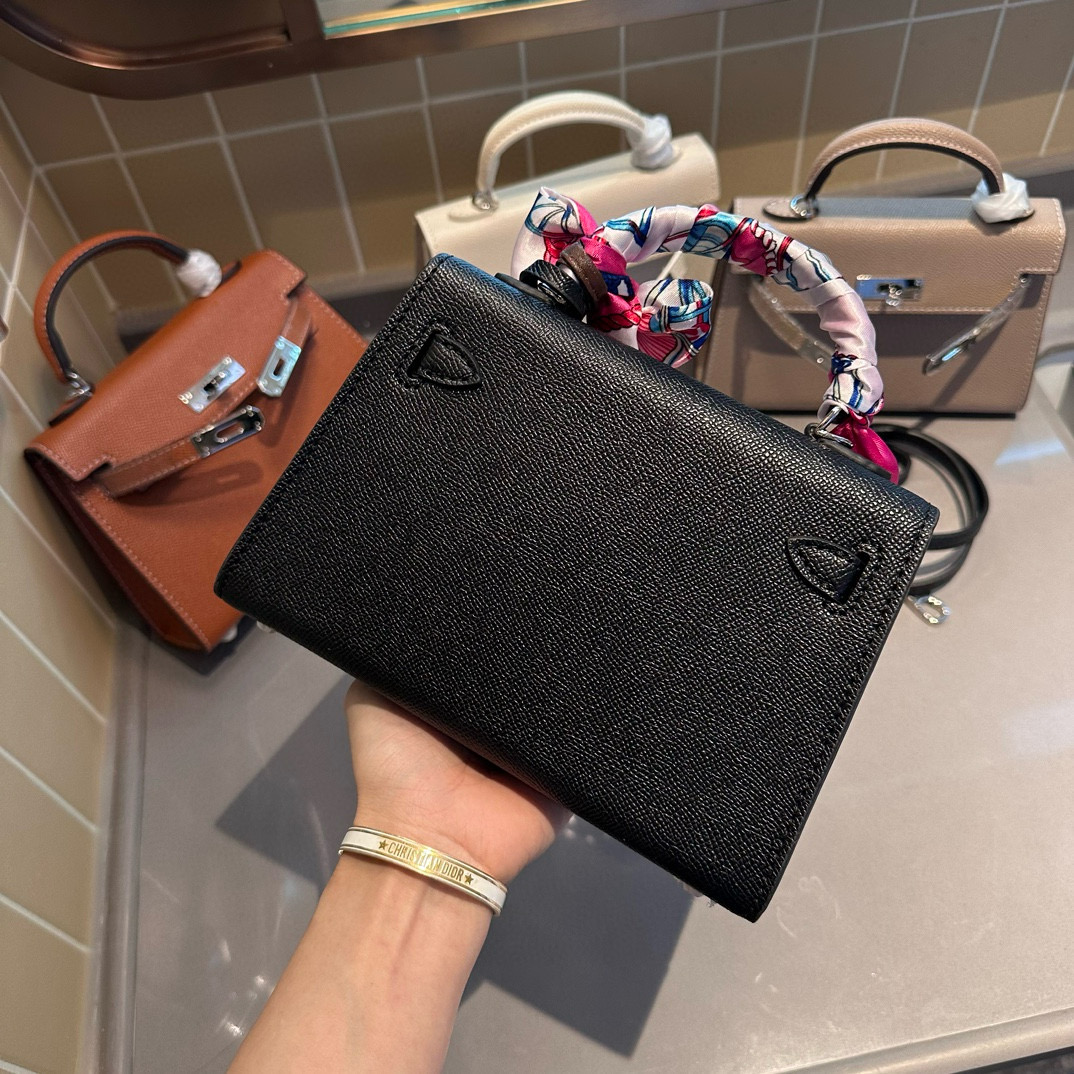 510 Hermès$68 gallery