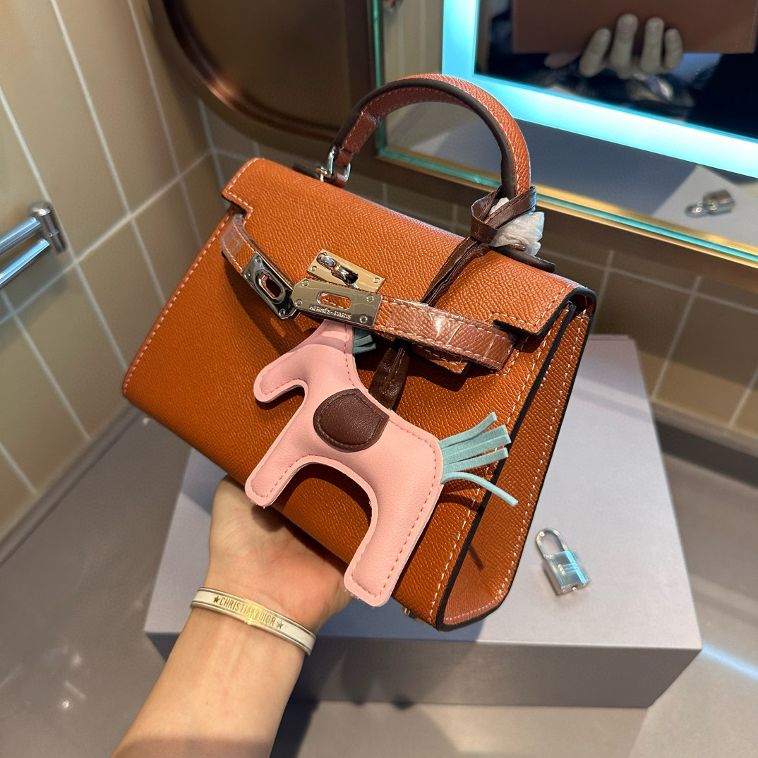 510 Hermès$68 gallery