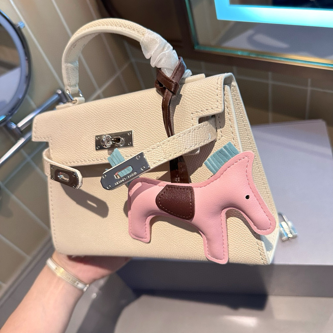 510 Hermès$68 gallery
