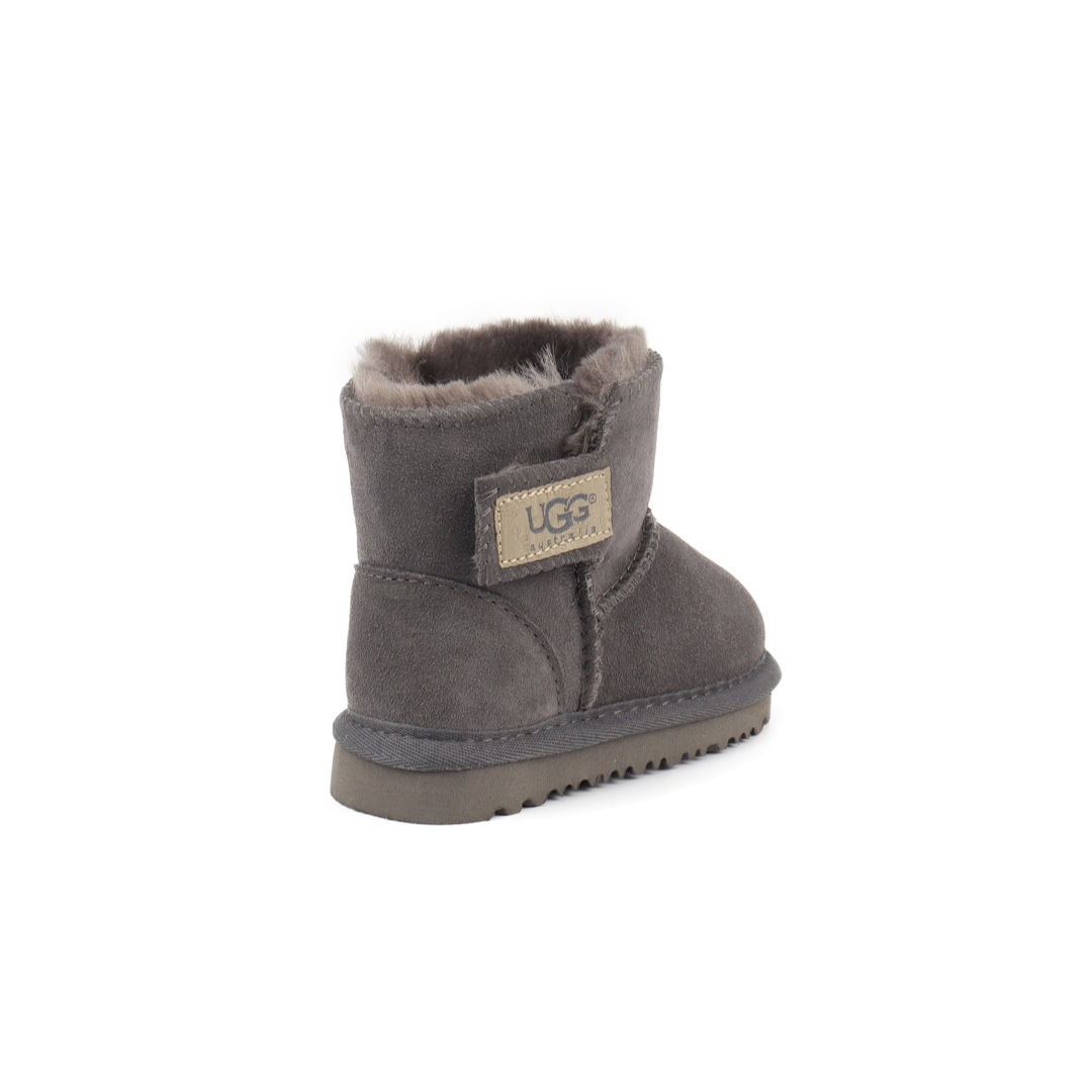 512 UGG Children's Shoes $40 gallery