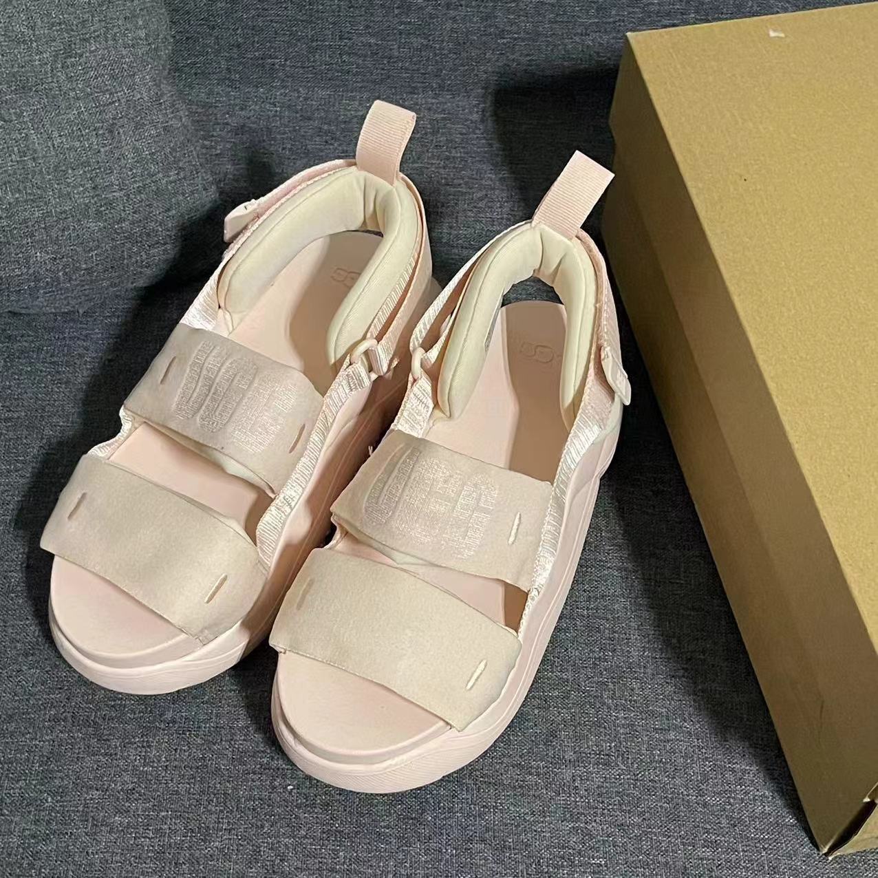 515 UGG $68 gallery