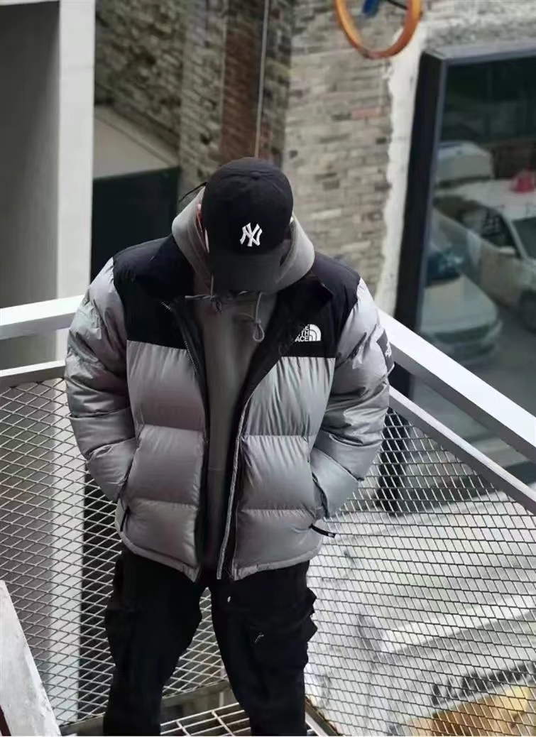 51551 The North Face$118 gallery