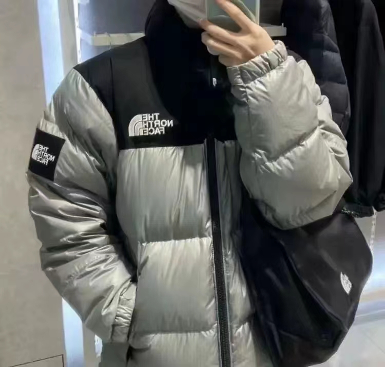 51551 The North Face$118 gallery