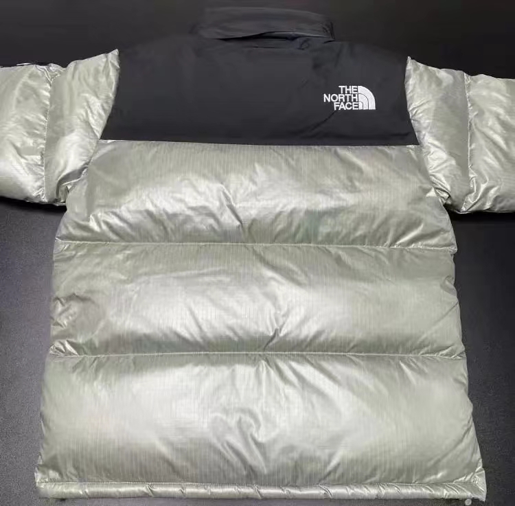 51551 The North Face$118 gallery