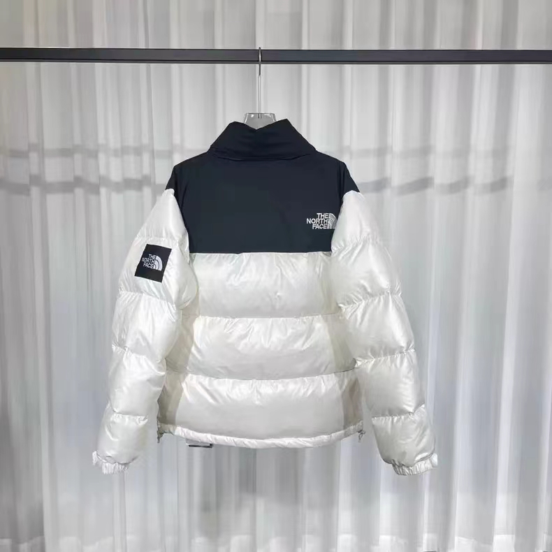 51551 The North Face$118 gallery