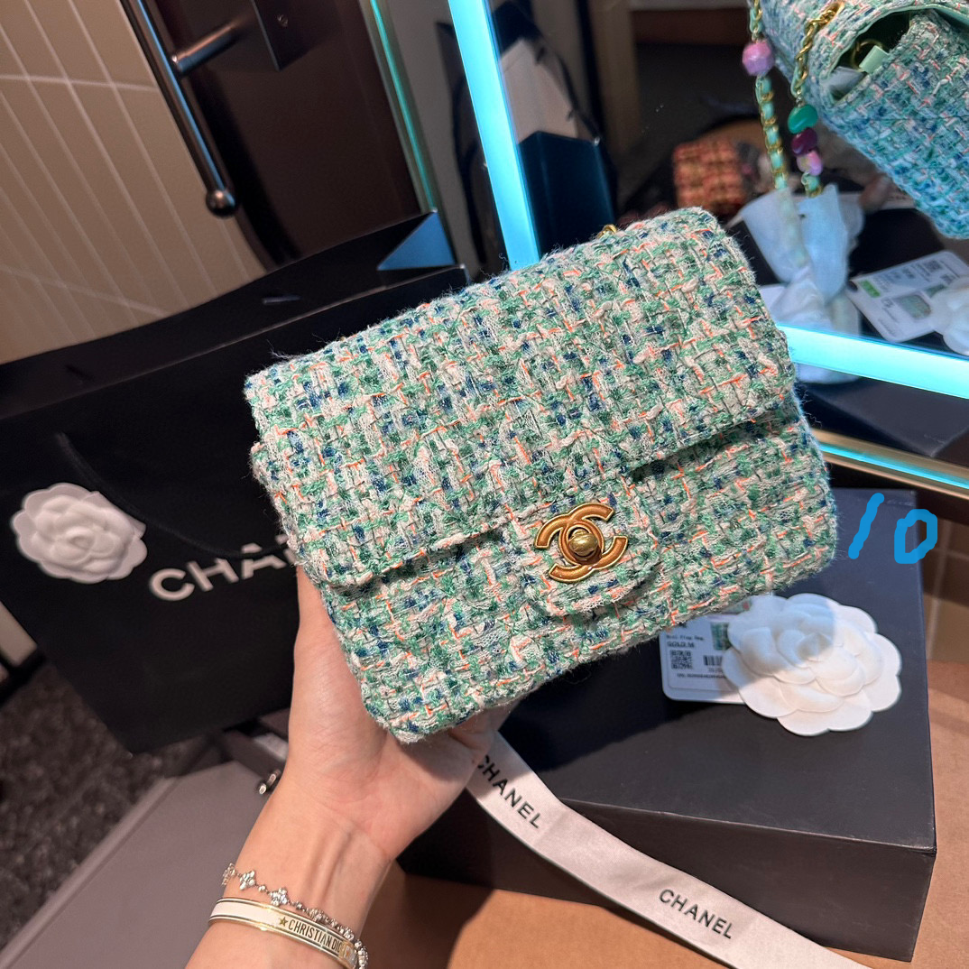 68$CHANEL   code:6399 gallery