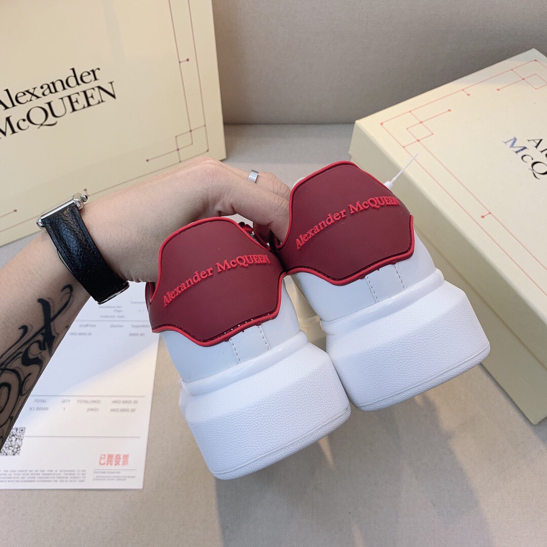 Alexander McQueen  $80 Code:9965 gallery