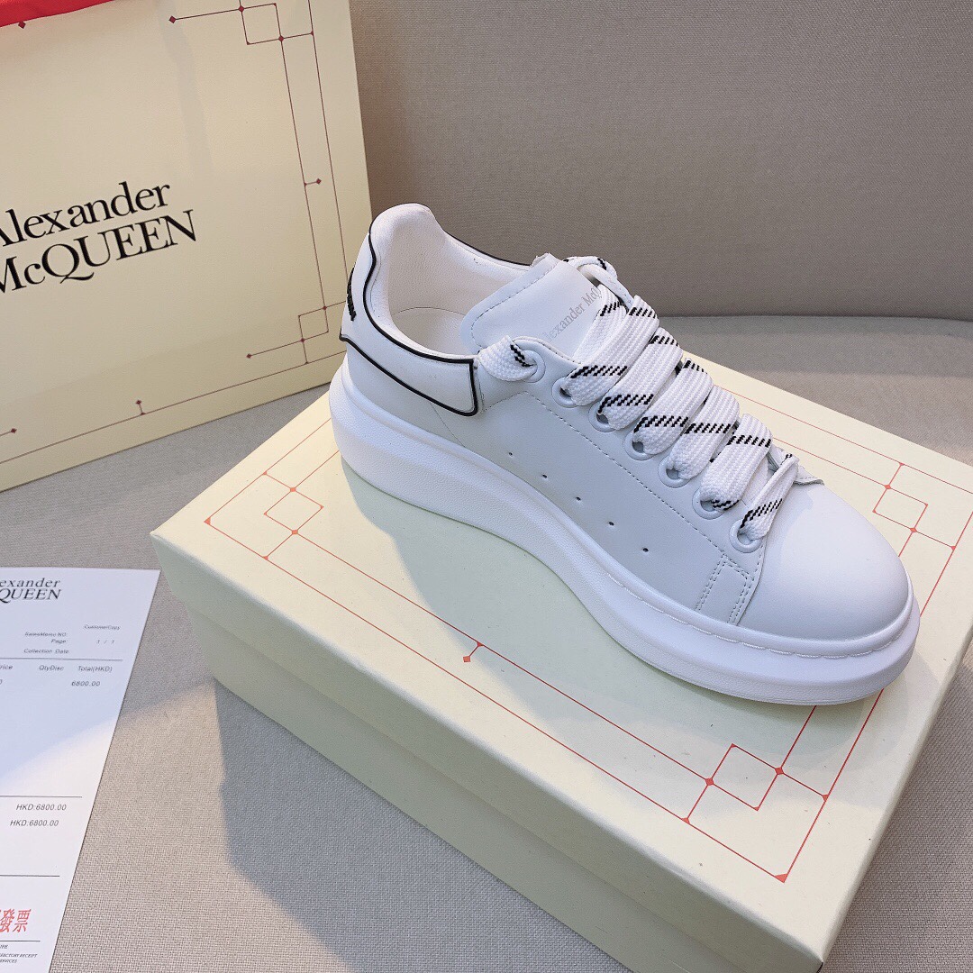 Alexander McQueen  $80 Code:9965 gallery