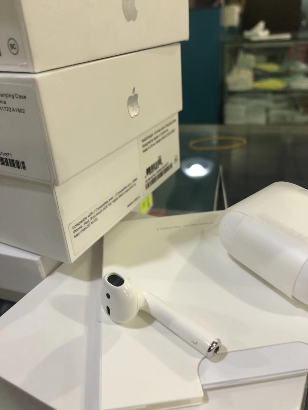 Apple AirPods $85 Number: 399 gallery