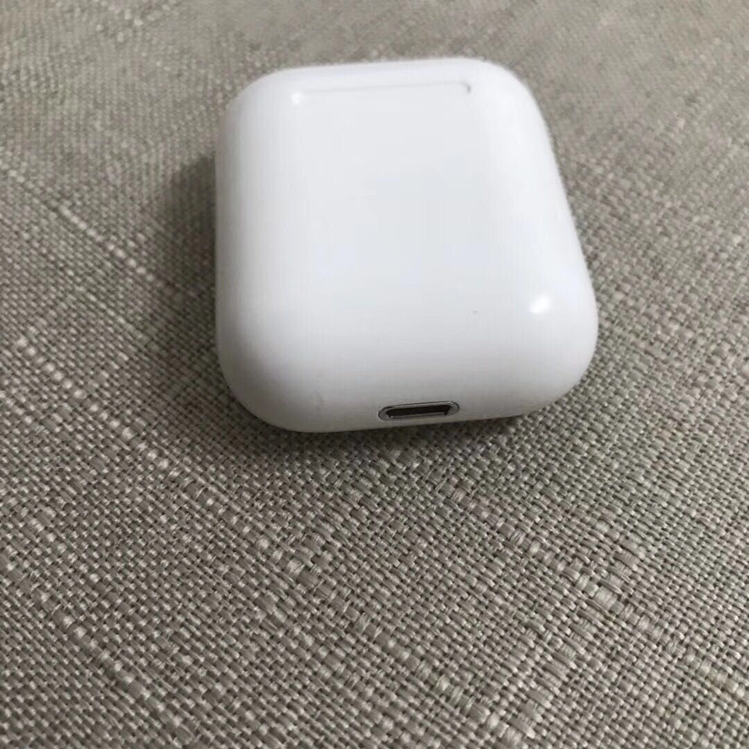 Apple AirPods $85 Number: 399 gallery