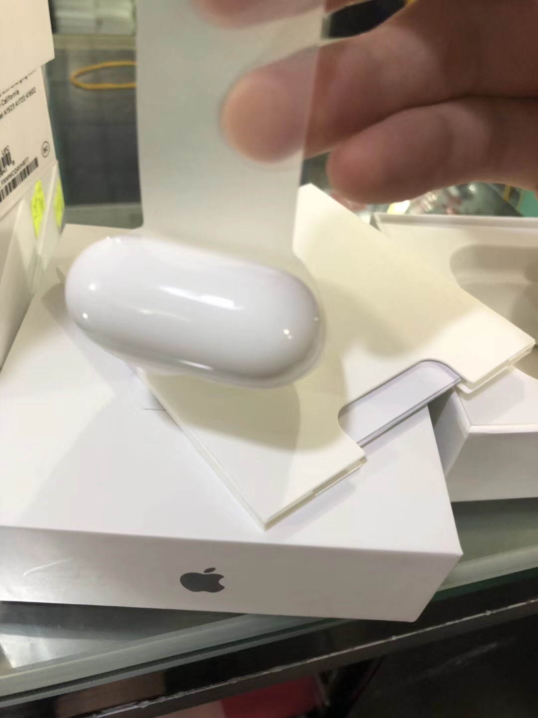 Apple AirPods $85 Number: 399 gallery