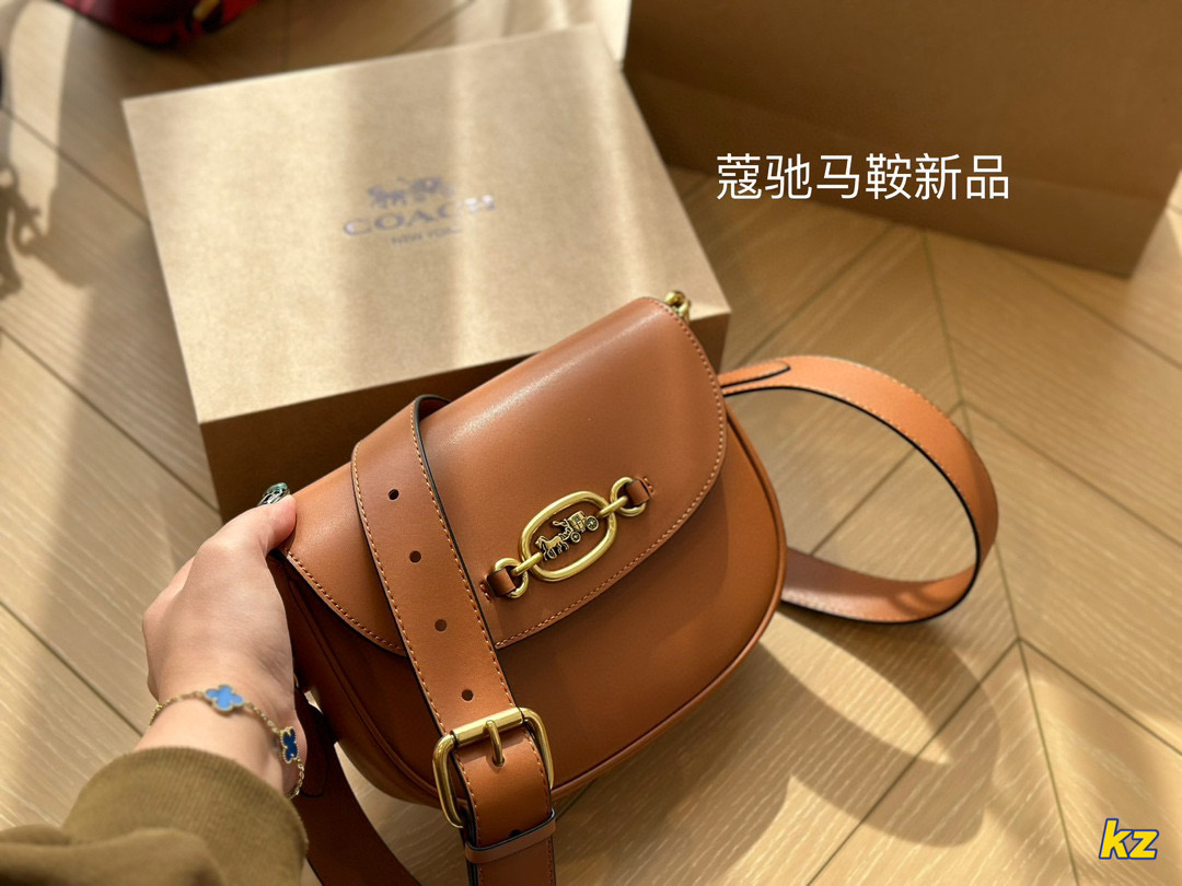 Autumn and winter coach new saddle bag69$  code:3411 gallery