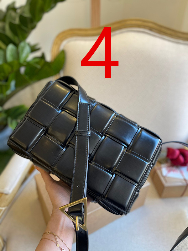 BOTTEGA VENETA $76 CODE：13179 gallery