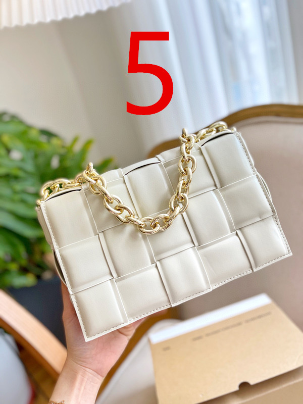 BOTTEGA VENETA $85 CODE：13178 gallery