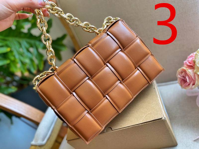 BOTTEGA VENETA $85 CODE：13178 gallery
