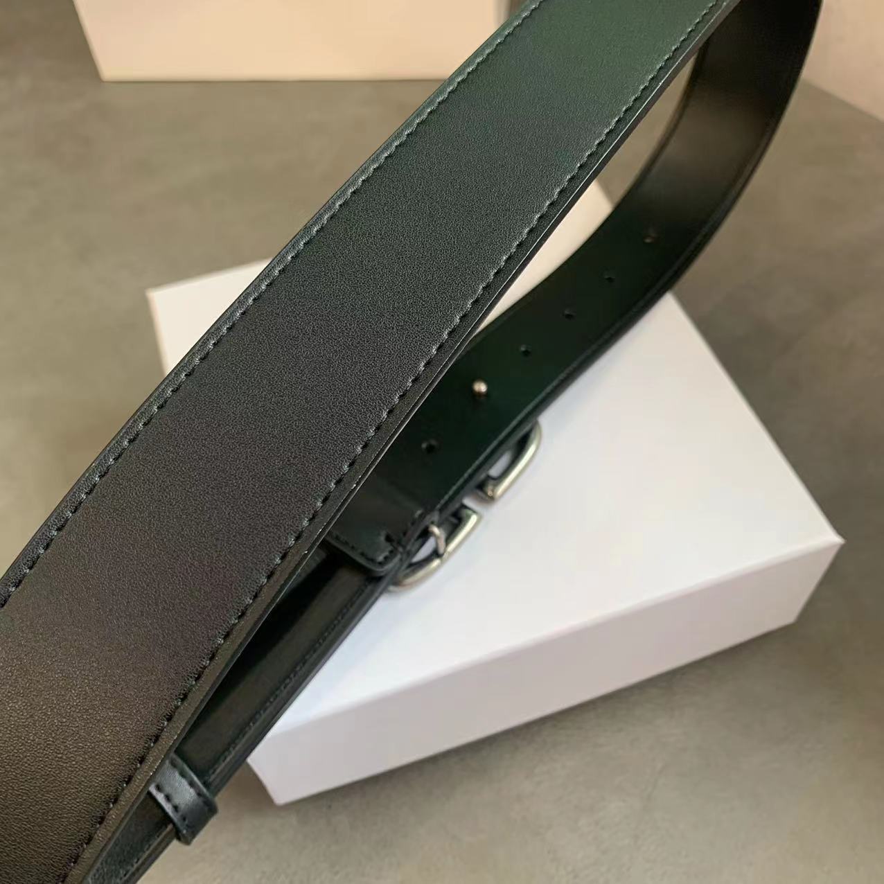 Balenciaga $21 code：14124 gallery