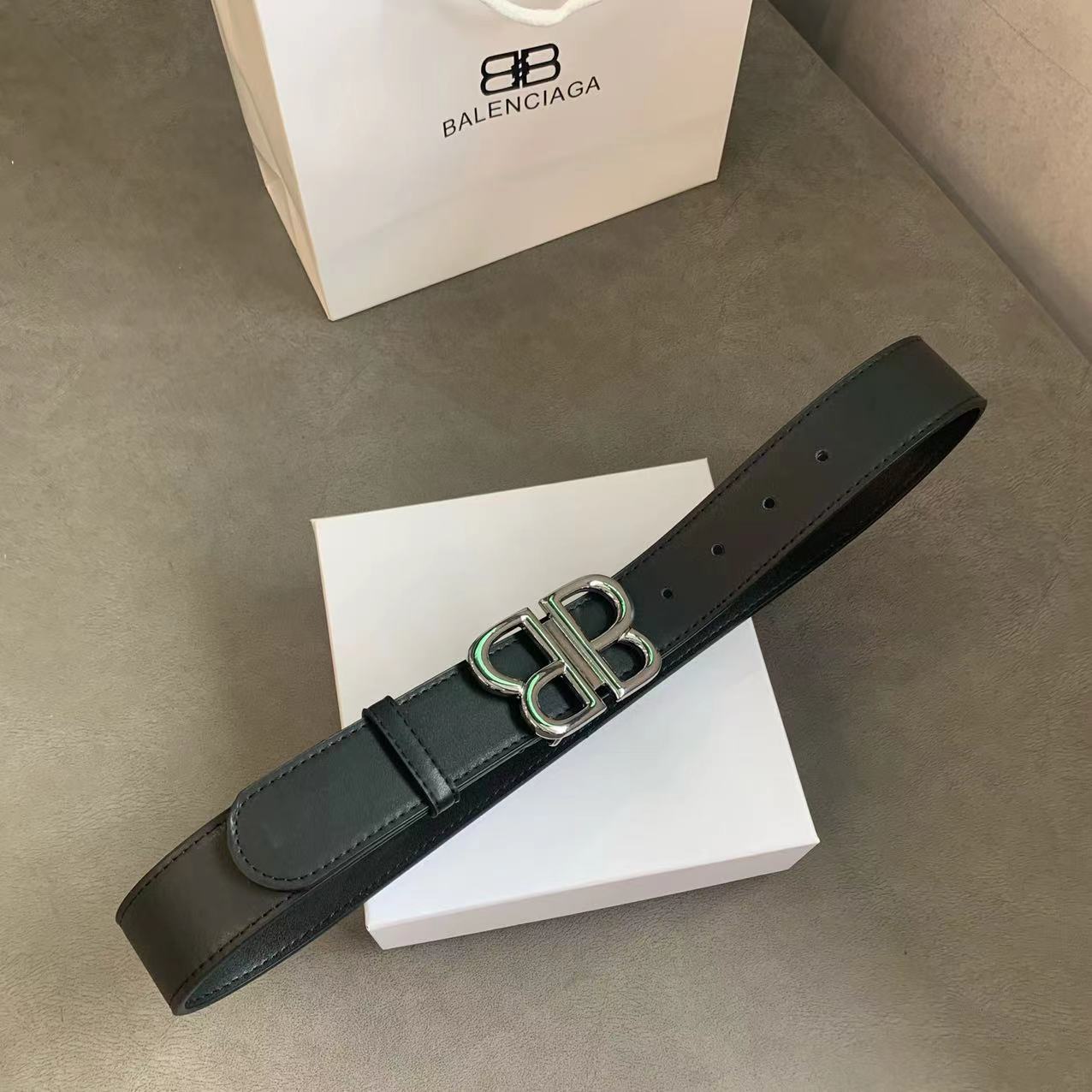 Balenciaga $21 code：14124 gallery