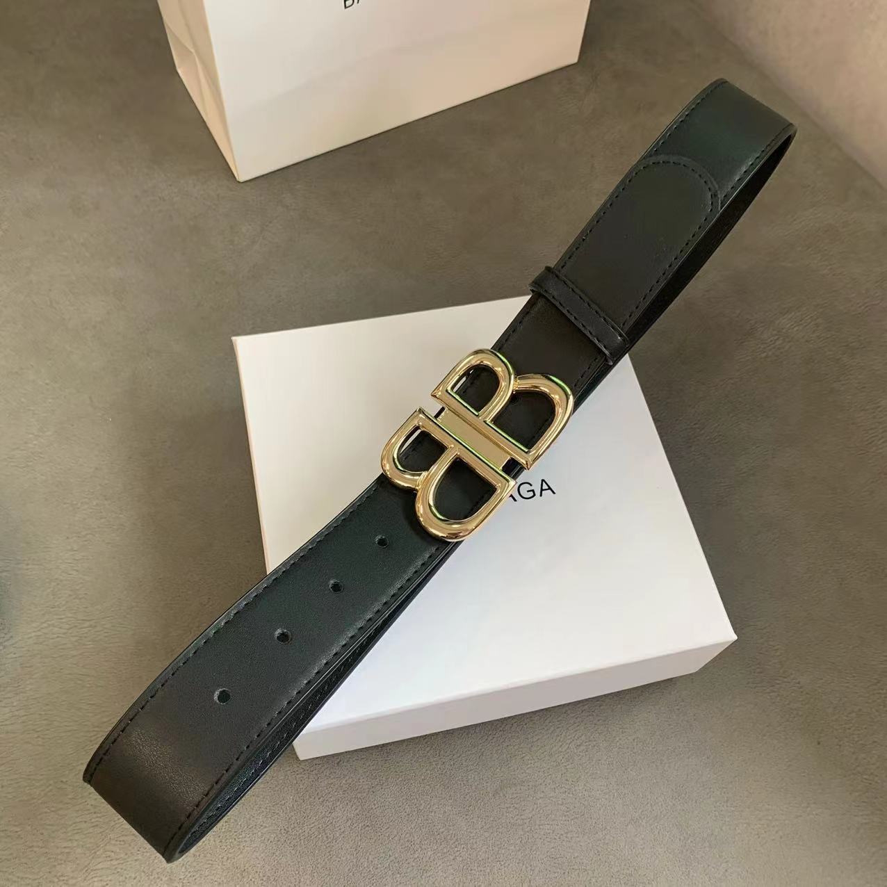 Balenciaga $21 code：14124 gallery