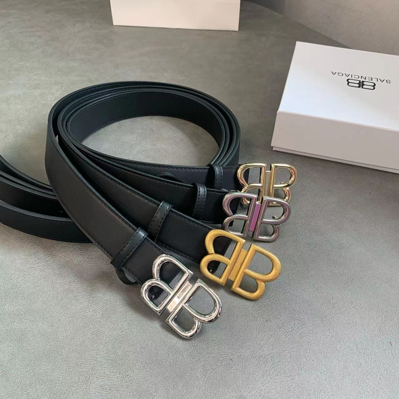 Balenciaga $21 code：14124 gallery