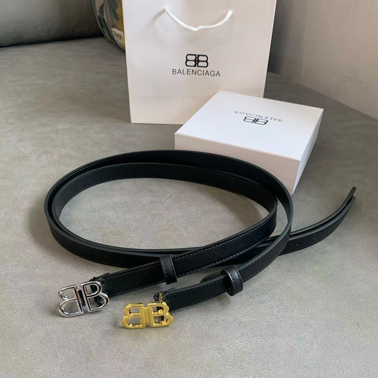 Balenciaga $21 code：14124 gallery